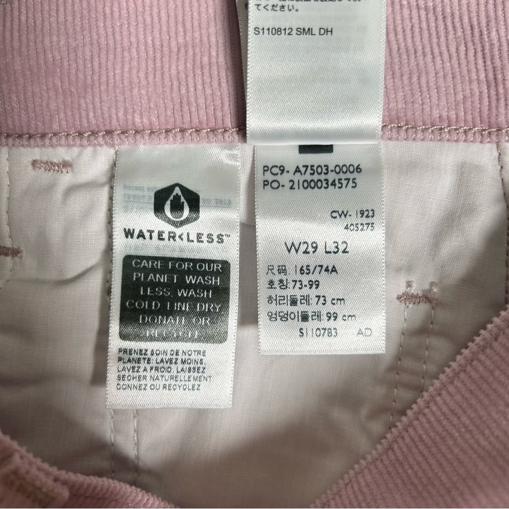 Levi's Ribcage Pink Bellbottom Flare Boot Wide Leg Corduroy Pants 29x32 NWT $80 - Picture 8 of 8